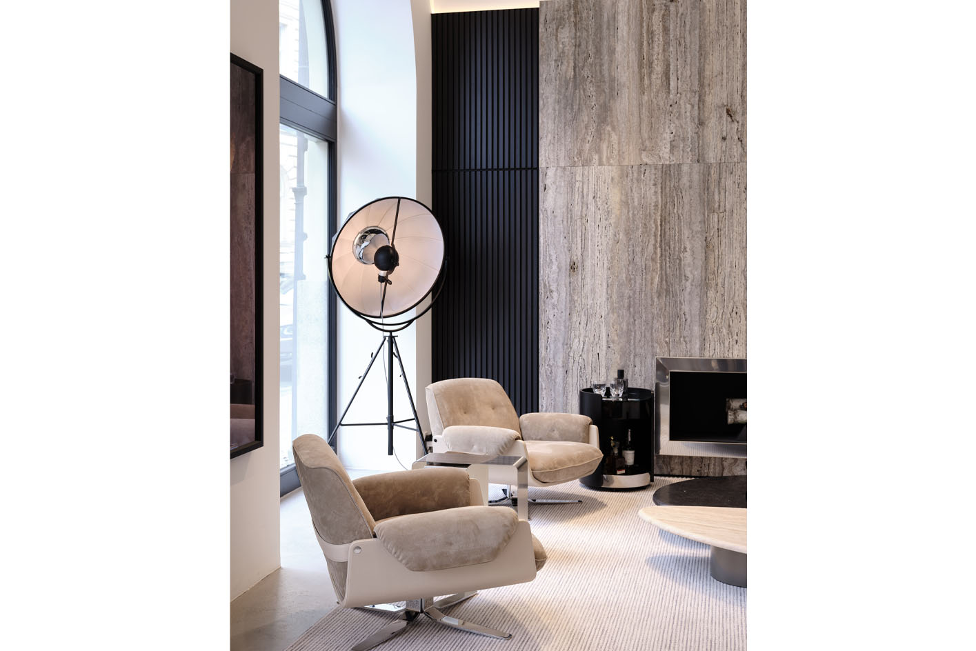 Minotti Praha by Stopka